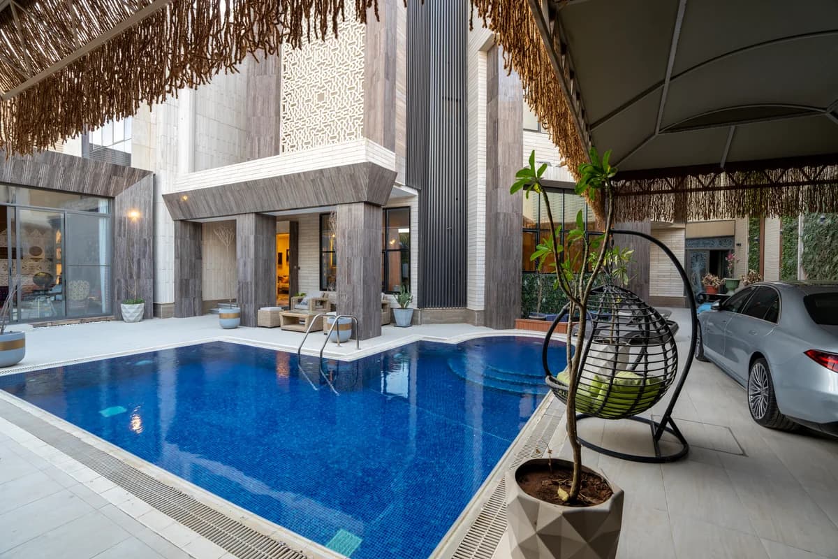 Existing Hakami Aqar property marketing imagery